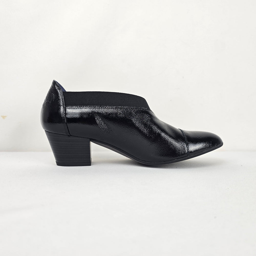 Dorking by Fluchos Black Patent Leather Slip-On Heels Size 8.5