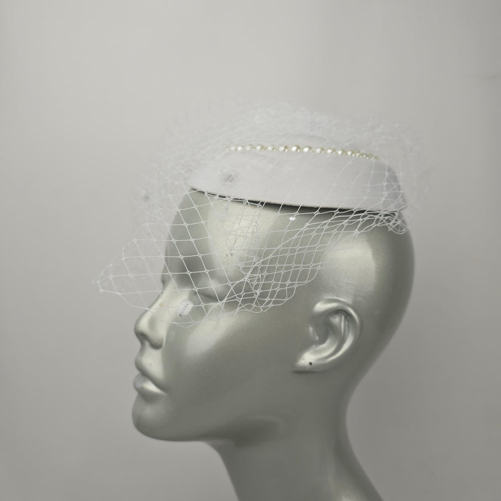 White Bridal Fascinator Hat Veil Flower Feather Pearl Hair Clip