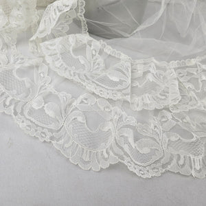 Vintage White Bridal Wedding Veil Lace Trim Pearl Beaded Tiara Headpiece Comb