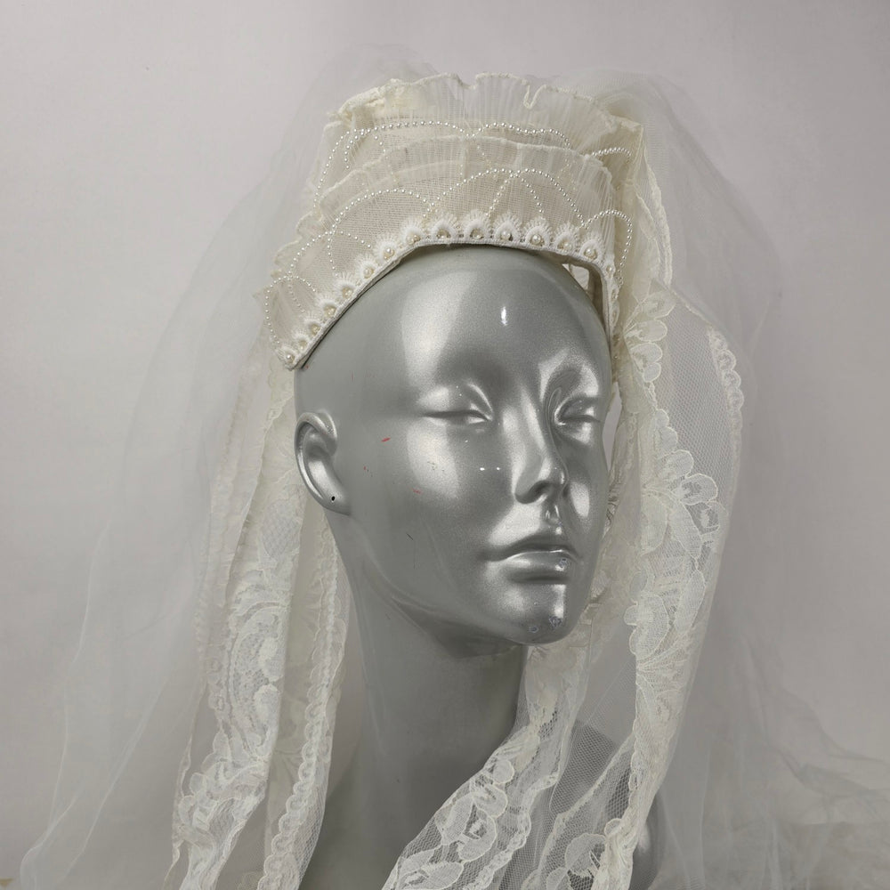 Vintage White Bridal Wedding Veil Lace Trim Pearl Beaded Tiara Headpiece Comb