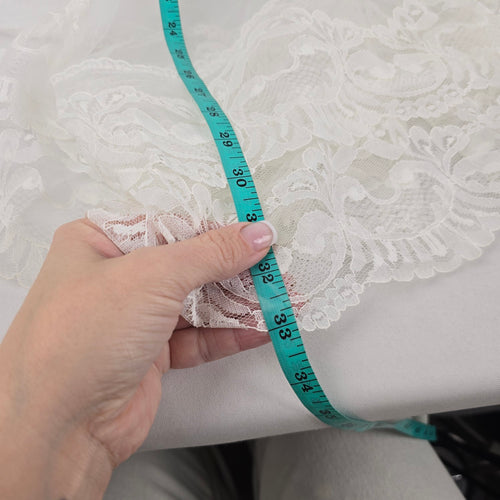 Vintage White Bridal Wedding Veil Lace Trim Pearl Beaded Tiara Headpiece Comb