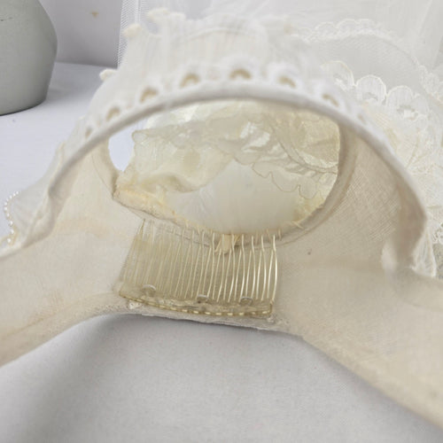 Vintage White Bridal Wedding Veil Lace Trim Pearl Beaded Tiara Headpiece Comb