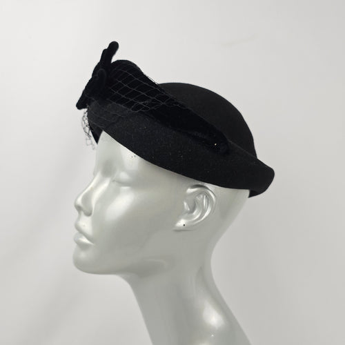 Vintage Eaton’s Black Tilt Hat with Veil Netting Velvet Trim & Faux Pearl Accent