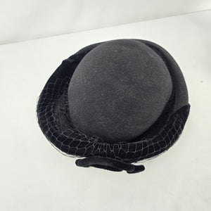 Vintage Eaton’s Black Tilt Hat with Veil Netting Velvet Trim & Faux Pearl Accent