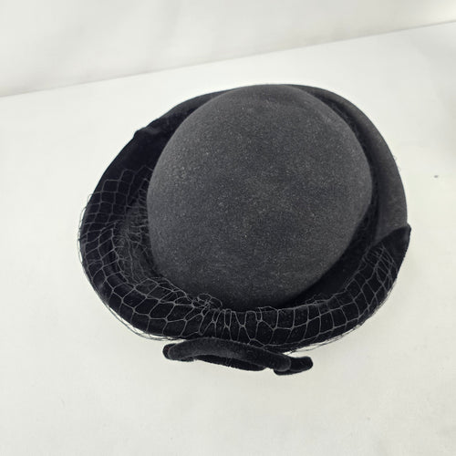 Vintage Eaton’s Black Tilt Hat with Veil Netting Velvet Trim & Faux Pearl Accent