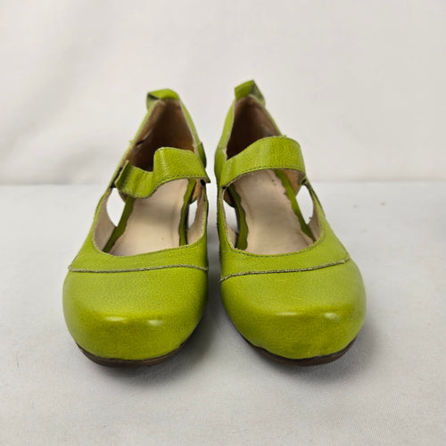 Sergio Tomani Lime Green Leather Mary Jane Cutout Heels Size 8
