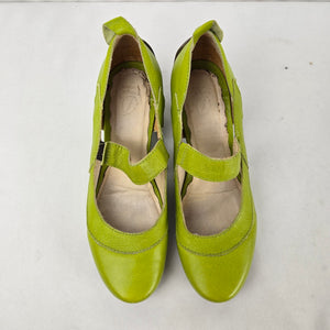 Sergio Tomani Lime Green Leather Mary Jane Cutout Heels Size 8