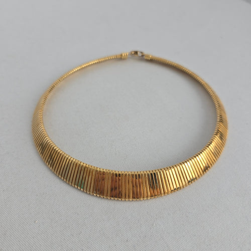 Vintage Gold Tone Ribbed Omega Collar Necklace Textured Statement Choker