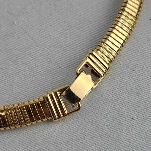 Vintage Gold Tone Ribbed Omega Collar Necklace Textured Statement Choker