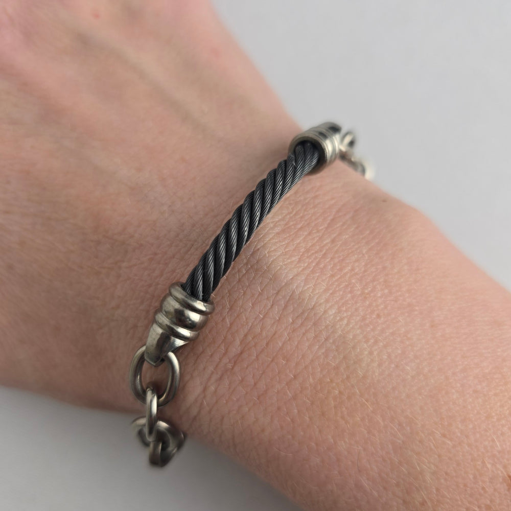 Black Twisted Cable Bracelet Silver Tone Ribbed Ends Titanium Clasp
