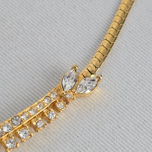 Vintage Oscar De La Renta Gold Tone Rhinestone Faux Pearl Teardrop V Statement Necklace