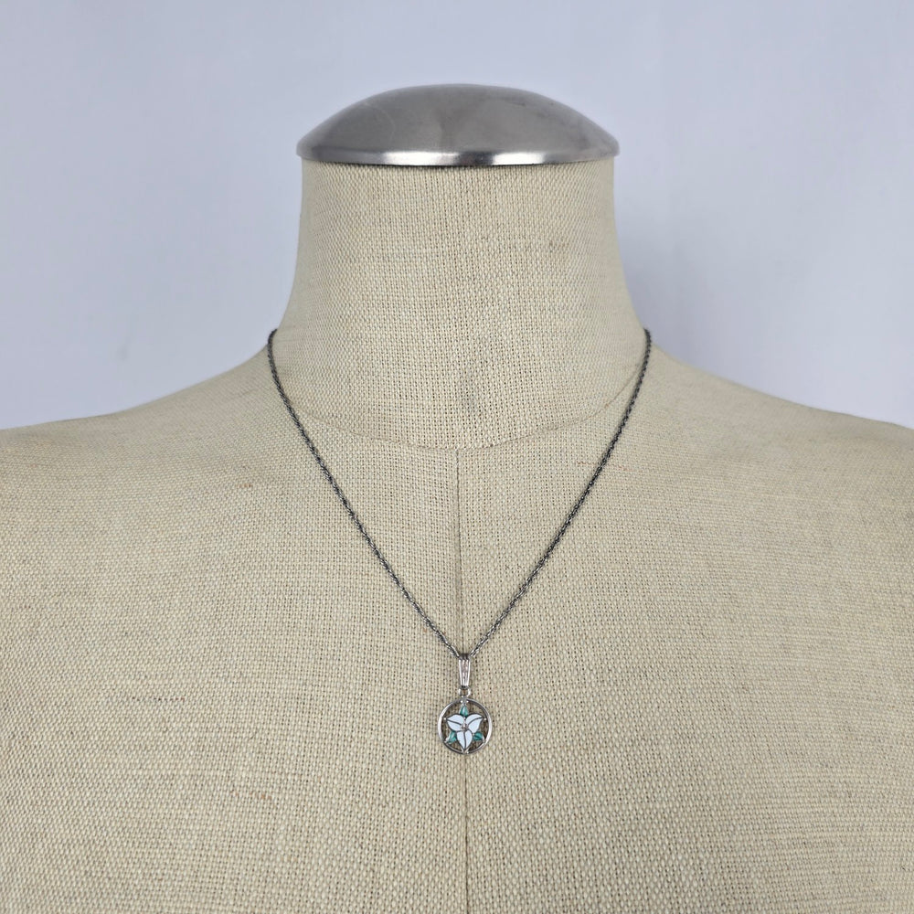 Sterling Silver Enamel Flower Pendant Necklace White Green Floral