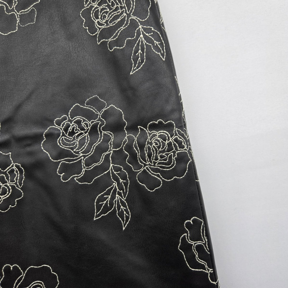 Vintage RW&CO. Black Faux Leather Embroidered Rose Skirt Size 14
