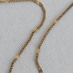 Stella & Dot Starstruck Charm Gold Tone Oval Sunburst Rhinestone Pendant Necklace