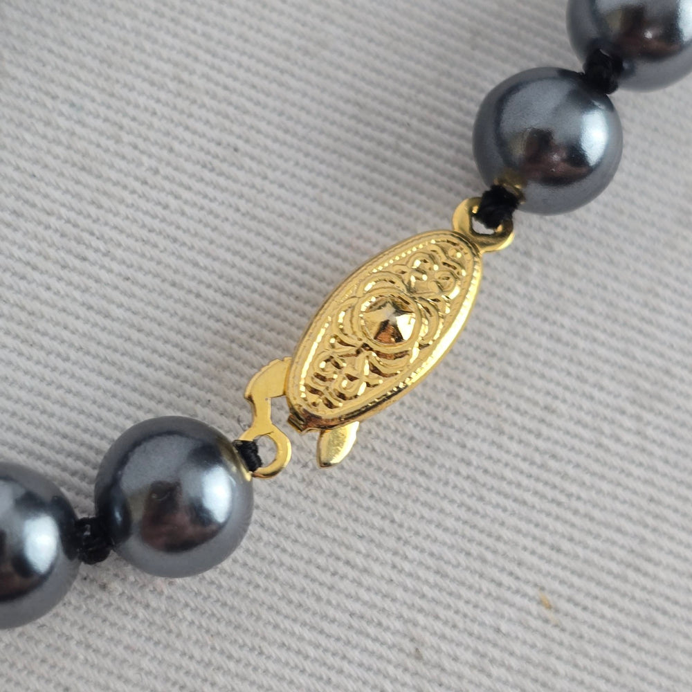 Vintage Gray Faux Pearl Beaded Necklace with Gold Tone Clasp