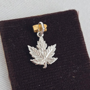 Vintage AT Sterling Silver Maple Leaf Pendant Charm