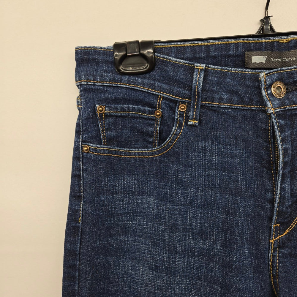 Vintage Levi’s Demi Curve Dark Blue Straight Jeans Size 10/30