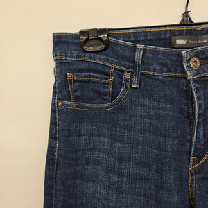 Vintage Levi’s Demi Curve Dark Blue Straight Jeans Size 10/30