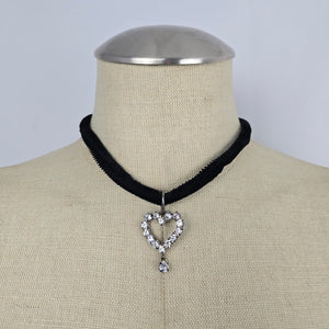 Vintage Black Velvet Crystal Heart Pendant Necklace Jewelry