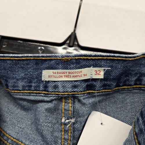 Levi’s ’94 Baggy Bootcut Jeans Medium Wash - Size 32