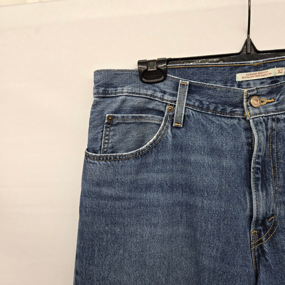 Levi’s ’94 Baggy Bootcut Jeans Medium Wash - Size 32