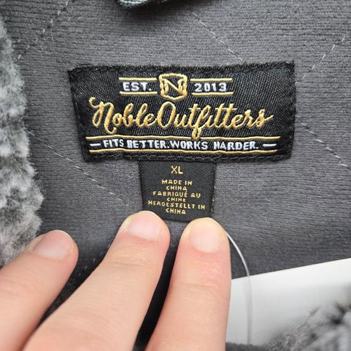 Noble Outfitters Women’s Black Quilted Vest Size XL