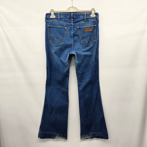 Wrangler Women’s Medium Blue Wash Bootcut Jeans Size 32x34