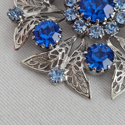 Vintage 1950s Signed Celebrity NY Sapphire & Baby Blue Rhinestone Filigree Brooch