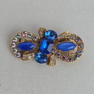 Vintage Czech Unsigned Sapphire Blue Glass Marquise Cabochon Bow Brooch Gold Tone Pin