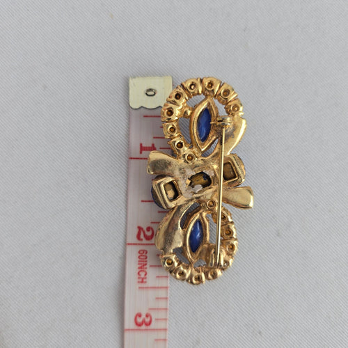 Vintage Czech Unsigned Sapphire Blue Glass Marquise Cabochon Bow Brooch Gold Tone Pin