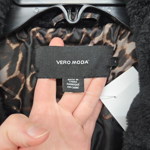 Vero Moda Leopard Print Puffer Jacket Size L