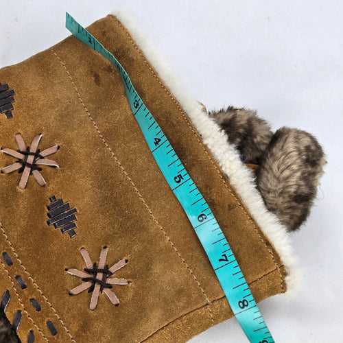 Vintage Barbo Canada Suede Mukluk Boots Tan Fur Trim Pom Pom Winter Sz 8