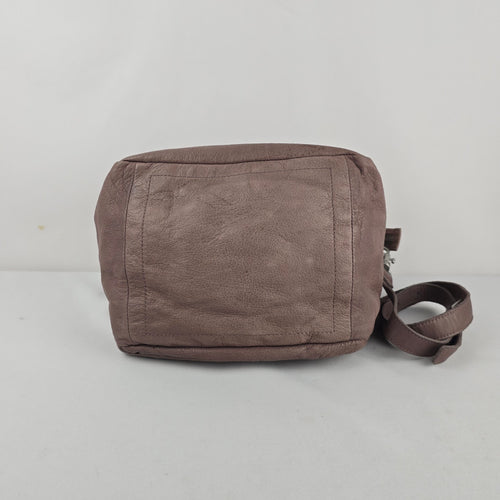 LIEBESKIND BERLIN Taupe Mauve Soft Leather Crossbody Satchel Handbag Flap Pocket