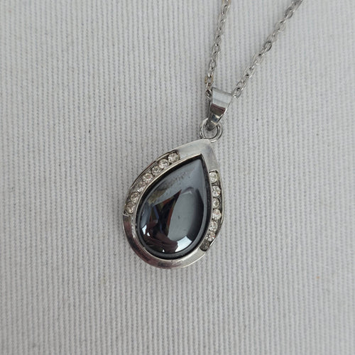 Vintage Silver-Tone Hematite Teardrop Rhinestone Pendant Necklace