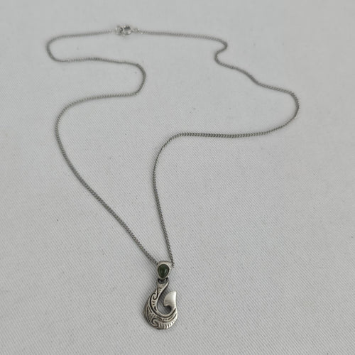 Vintage 925 Sterling Silver Fish Hook Pendant Necklace