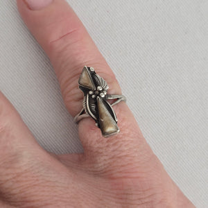 Vintage Sterling Silver Navajo Cream Stone Geometric Statement Ring Size 5.5
