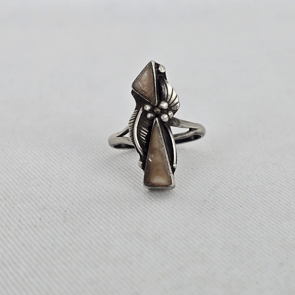 Vintage Sterling Silver Navajo Cream Stone Geometric Statement Ring Size 5.5
