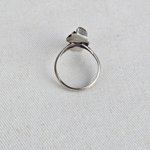 Vintage Sterling Silver Navajo Cream Stone Geometric Statement Ring Size 5.5