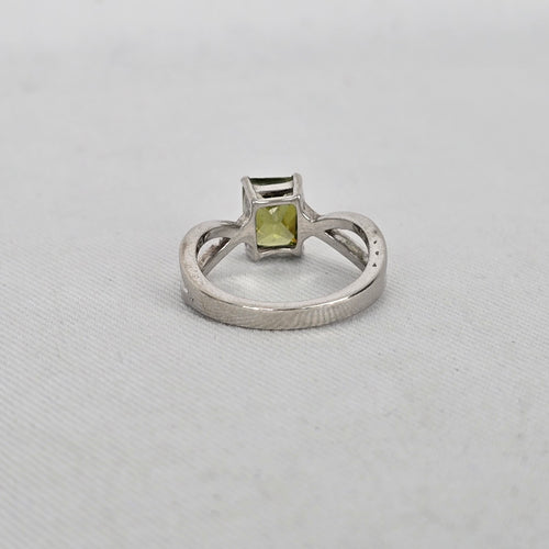 925 Sterling Silver Green Emerald-Cut Natural Peridot Ring Size 6