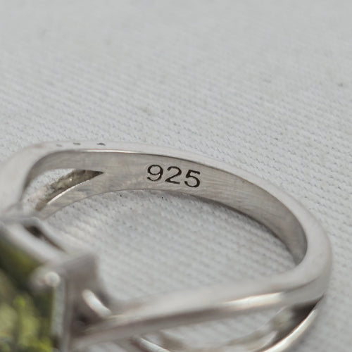 925 Sterling Silver Green Emerald-Cut Natural Peridot Ring Size 6