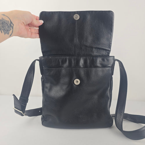 Derek Alexander Black Leather Crossbody Shoulder Bag