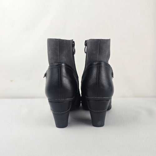 Vangelo Grey Faux Suede & Black Pleated Heeled Ankle Boots Size 7.5