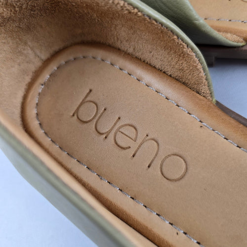 Bueno Women’s Sage Green Leather Pointed Toe Flats Size 39/8.5