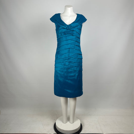 Modern Touch Blue Layered Knee Length Evening Dress Size M