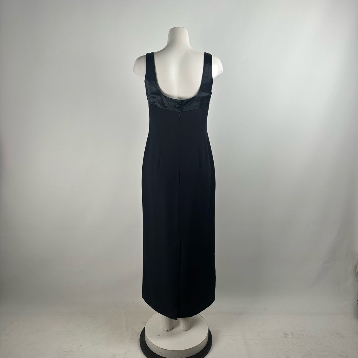 Vintage Debut Black Sweetheart Neckline Evening Gown Size M