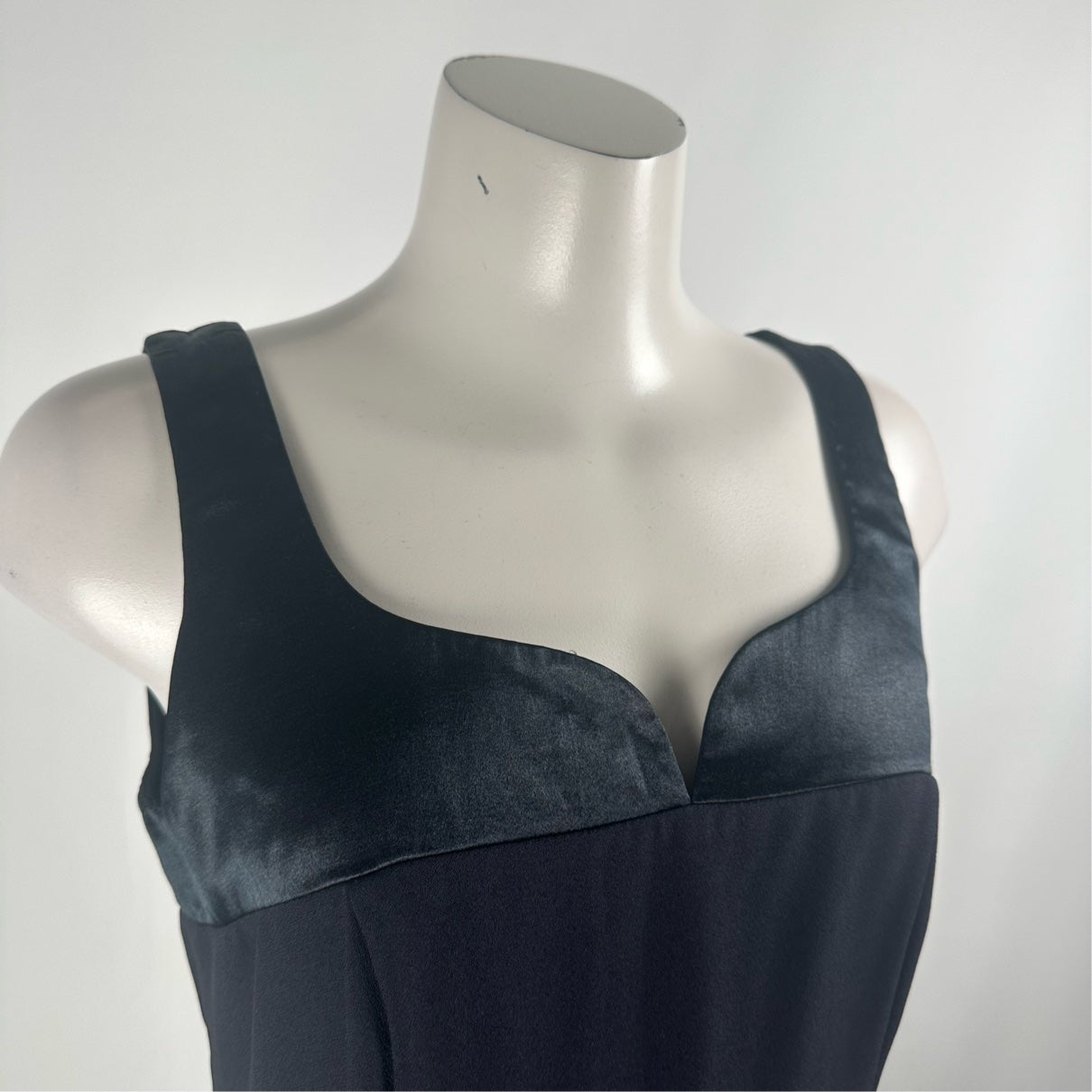 Vintage Debut Black Sweetheart Neckline Evening Gown Size M