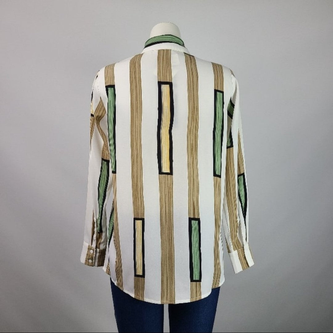 Metrick Graphic Print Button Up Blouse Size S