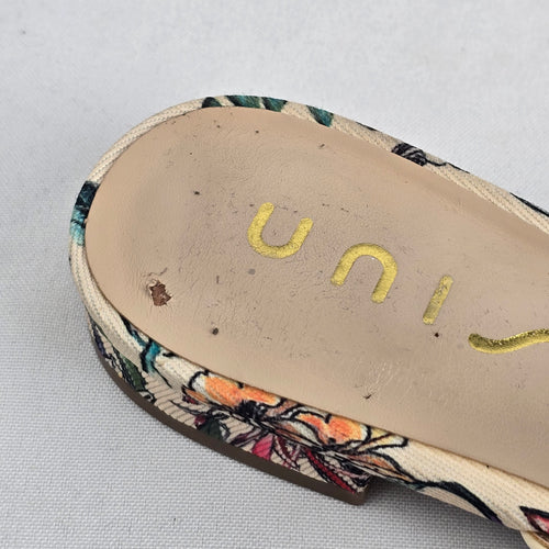 Uni Floral Flat Pointed Toe Mule Shoes Size 8