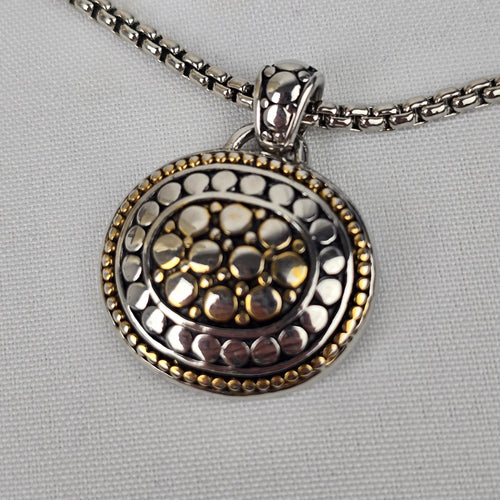 Silver Tone Pendant Chain Necklace