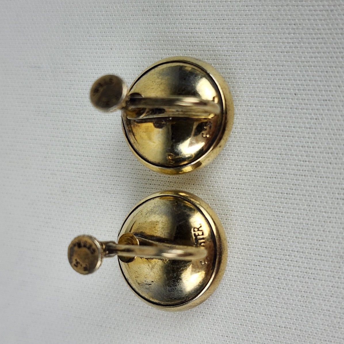 Vintage F.S. Ster Floral Gold Tone Screw Back Earrings